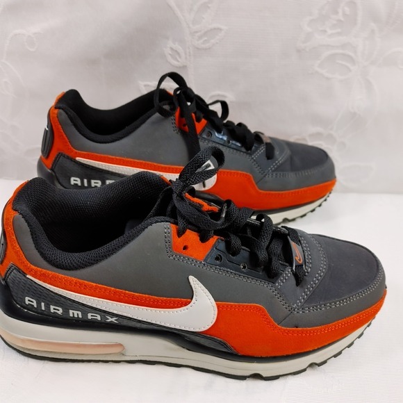 NIKE AIR MAX LTD 3 Men\'s Size 8.5 Football Grey Orange Sneaker Shoe main image 4